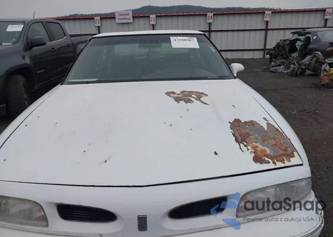 1996 Oldsmobile 88 Ls z USA, uszkodzony, nr VIN 1G3HN52K7T4834277